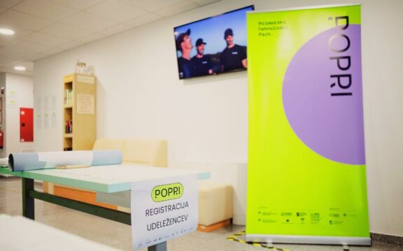 POPRI 2025: 604 tekmovalcev, 212 poslovnih idej