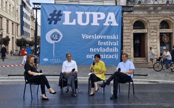 Razvojni center Novo mesto na okrogli mizi Govoriš kohezijsko?