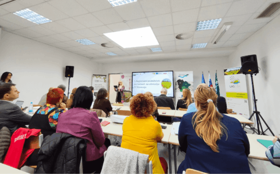 Podeželje potrebuje tvoj glas: JV Slovenija na podeželskem parlamentu razpravljala o svoji prihodnosti