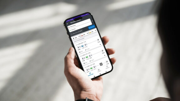 Načrtovalnik potovanj SiMO zdaj tudi v obliki aplikacije